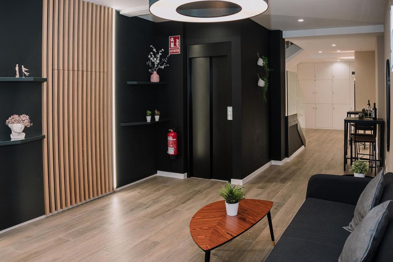 Apartamentos Burgosuites Zewnętrze zdjęcie