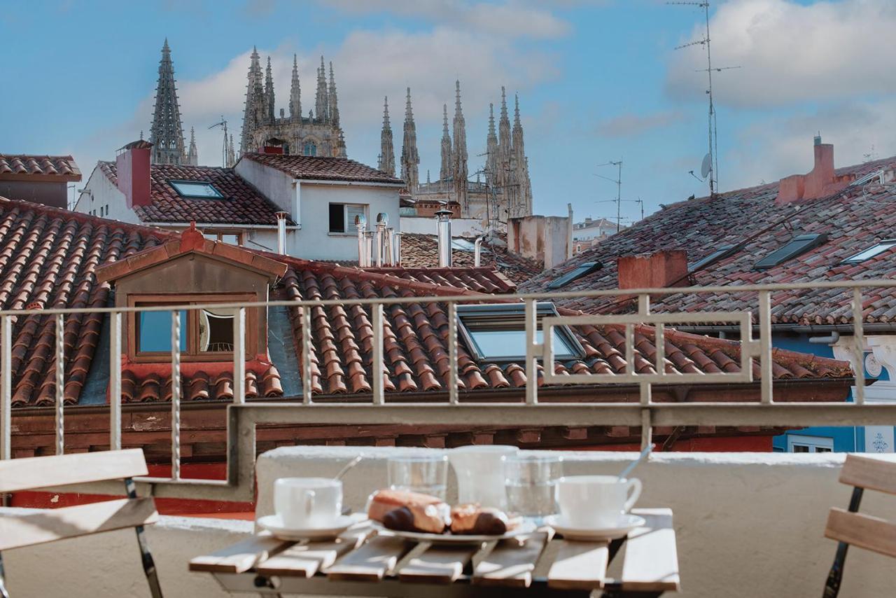 Apartamentos Burgosuites Zewnętrze zdjęcie