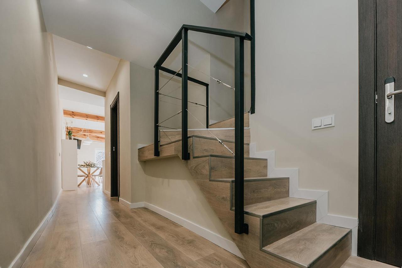 Apartamentos Burgosuites Zewnętrze zdjęcie