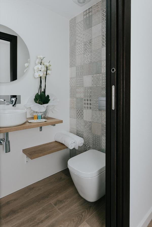 Apartamentos Burgosuites Zewnętrze zdjęcie