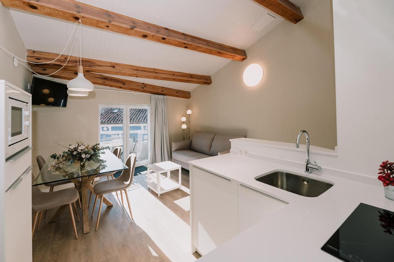 Apartamentos Burgosuites Zewnętrze zdjęcie